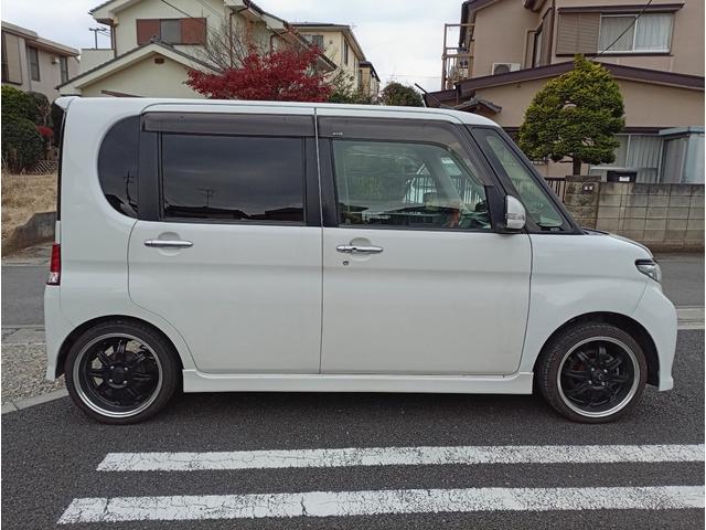 タント カスタムＸスペシャル　ワンオーナー　スマートキー　カーナビ　バックカメラ　ドライブレコーダー　社外アルミホイール　フォグランプ　ハロゲンランプ　ウインカーミラー（6枚目）