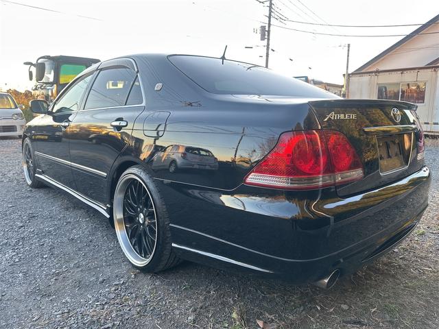 クラウン アスリート プレミアム50thエディション ドライブレコーダー ETC オートクルーズコントロール バックカメラ ナビ アルミホイール HID AT スマートキー 電動格納ミラー 盗難防止システム パワーシート CD MD 衝突安全ボディ(17枚目)