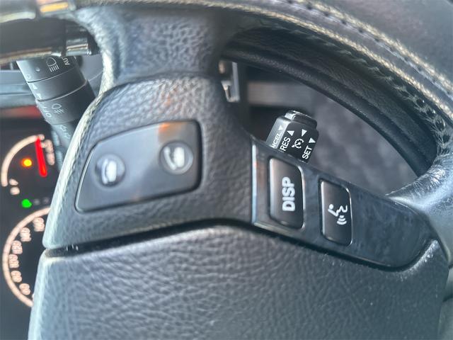 クラウン アスリート プレミアム50thエディション ドライブレコーダー ETC オートクルーズコントロール バックカメラ ナビ アルミホイール HID AT スマートキー 電動格納ミラー 盗難防止システム パワーシート CD MD 衝突安全ボディ(29枚目)