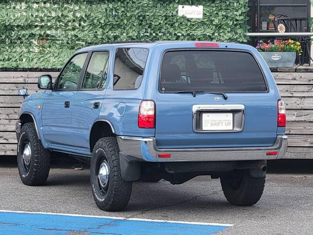 ハイラックスサーフ 　カスタムペイント／ナローボディ仕様／１６インチＡＷ＆オールテレーンタイヤ（ＢＦグットリッチ）（7枚目）