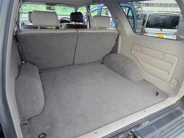 ハイラックスサーフ 　カスタムペイント／ナローボディ仕様／１６インチＡＷ＆オールテレーンタイヤ（ＢＦグットリッチ）（13枚目）