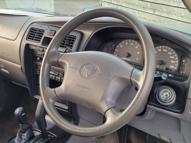 ハイラックスサーフ 　カスタムペイント／ナローボディ仕様／１６インチＡＷ＆オールテレーンタイヤ（ＢＦグットリッチ）（20枚目）