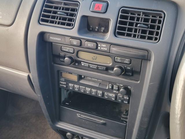 ハイラックスサーフ 　カスタムペイント／ナローボディ仕様／１６インチＡＷ＆オールテレーンタイヤ（ＢＦグットリッチ）（22枚目）