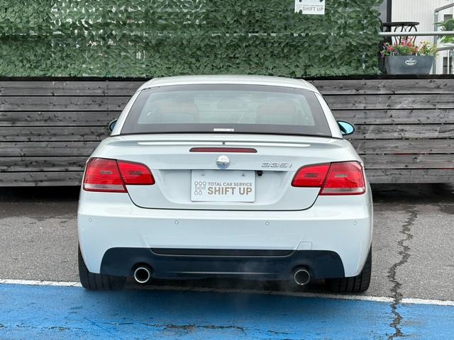 ３シリーズ ３３５ｉカブリオレ（12枚目）