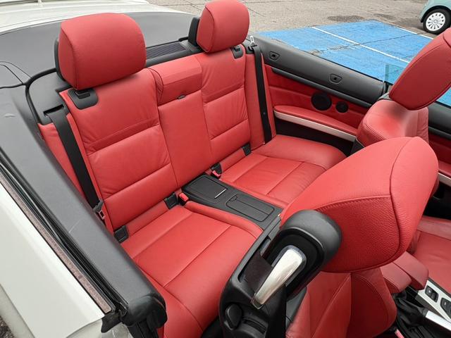 ３シリーズ ３３５ｉカブリオレ（22枚目）