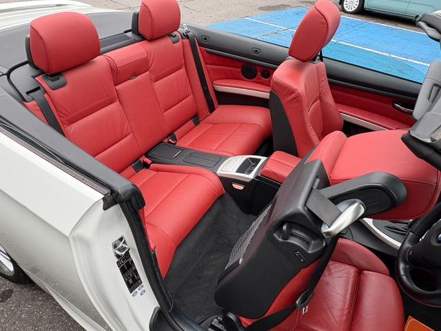 ３シリーズ ３３５ｉカブリオレ（24枚目）