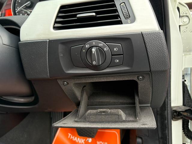 ３シリーズ ３３５ｉカブリオレ（30枚目）