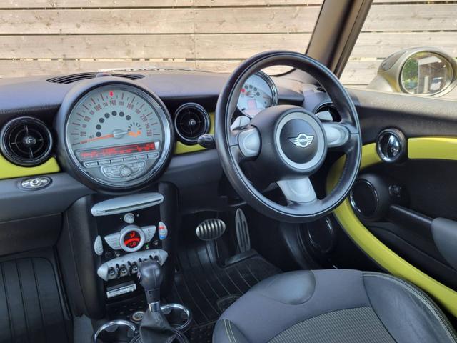 MINI クーパーS コンバーチブル クーパーS コンバーチブル(4名)(29枚目)