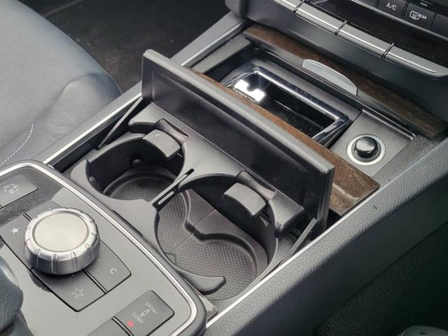 Ｅクラス Ｅ２５０クーペ　アダプティブクルーズコントロール／ブラインドスポットモニター／レーンアシスト／レーダーブレーキサポート／全方位カメラ＋パーキングセンサー（26枚目）