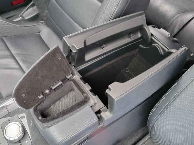 Ｅクラス Ｅ２５０クーペ　アダプティブクルーズコントロール／ブラインドスポットモニター／レーンアシスト／レーダーブレーキサポート／全方位カメラ＋パーキングセンサー（27枚目）