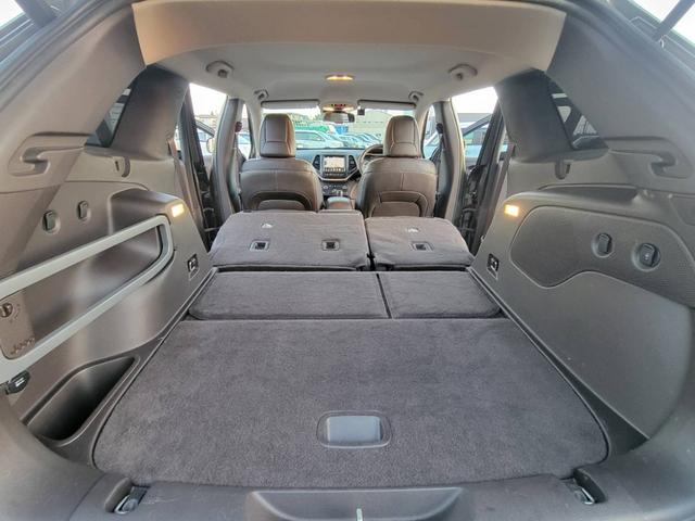 ジープ・チェロキー ウォーリアー（14枚目）