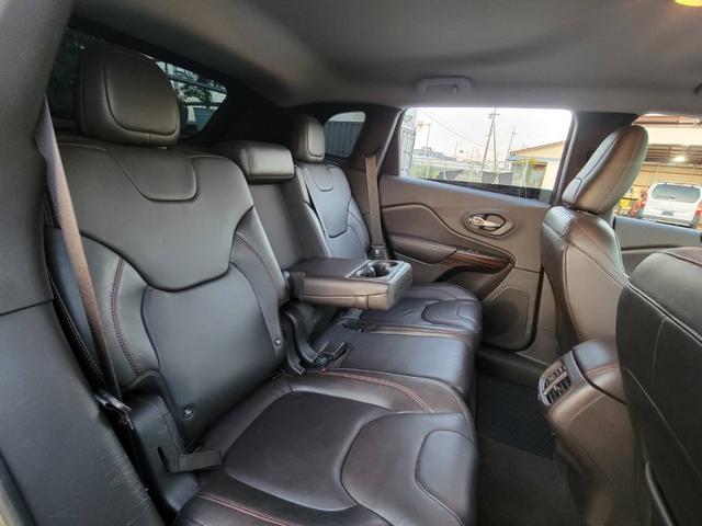 ジープ・チェロキー ウォーリアー（16枚目）