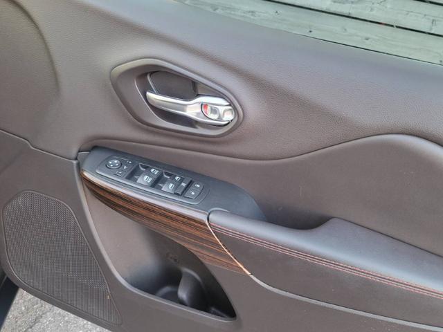 ジープ・チェロキー ウォーリアー（19枚目）