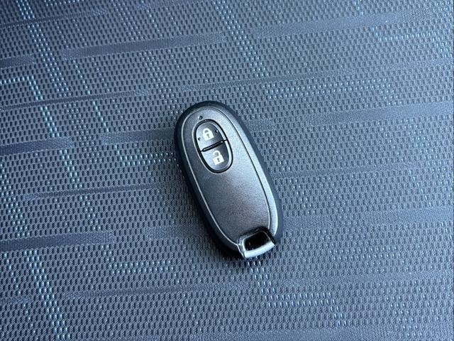 フレアカスタムスタイル ＨＳ　レーダーブレーキサポート／運転席シートヒーター付／アイドリングストップ／スマートキー＋プッシュスタート／（29枚目）