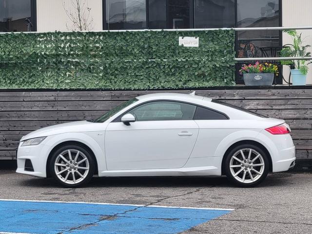 ＴＴクーペ １．８ＴＦＳＩ（8枚目）