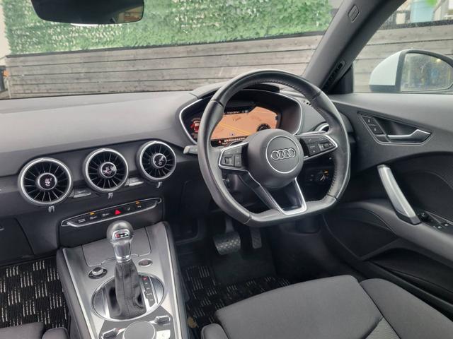 ＴＴクーペ １．８ＴＦＳＩ（16枚目）