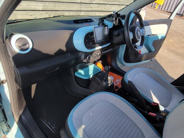 トゥインゴ インテンス（9枚目）