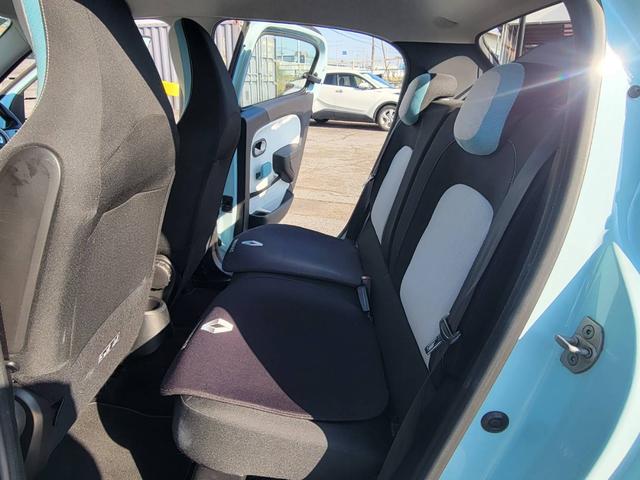 トゥインゴ インテンス（11枚目）