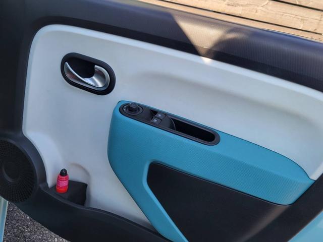 トゥインゴ インテンス（19枚目）