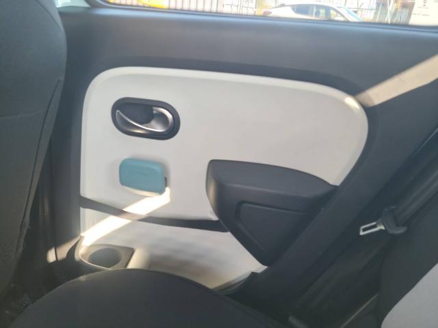 トゥインゴ インテンス（30枚目）