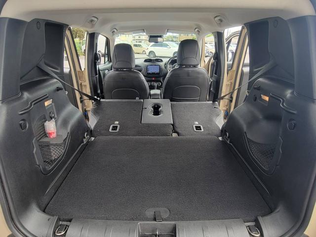 ジープ・レネゲード リミテッド（15枚目）