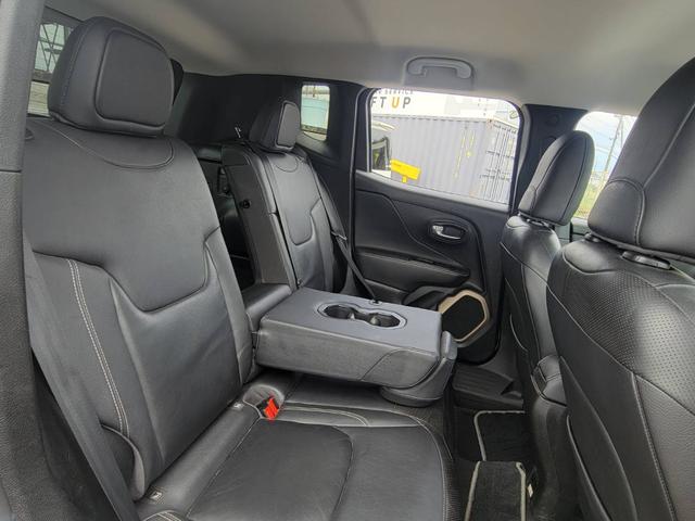 ジープ・レネゲード リミテッド（16枚目）