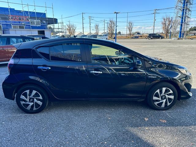 アクア Ｓスタイルブラック　純正ナビ　Ｂｌｕｅｔｏｏｔｈ　フルセグ　バックカメラ　パーキングアシスト　ＥＴＣ　衝突被害軽減ブレーキ　レーンキープアシスト　ＬＥＤライト　スマートキー　プッシュスタート（14枚目）