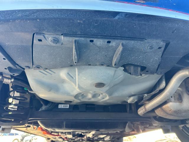 アクア Ｓスタイルブラック　純正ナビ　Ｂｌｕｅｔｏｏｔｈ　フルセグ　バックカメラ　パーキングアシスト　ＥＴＣ　衝突被害軽減ブレーキ　レーンキープアシスト　ＬＥＤライト　スマートキー　プッシュスタート（61枚目）