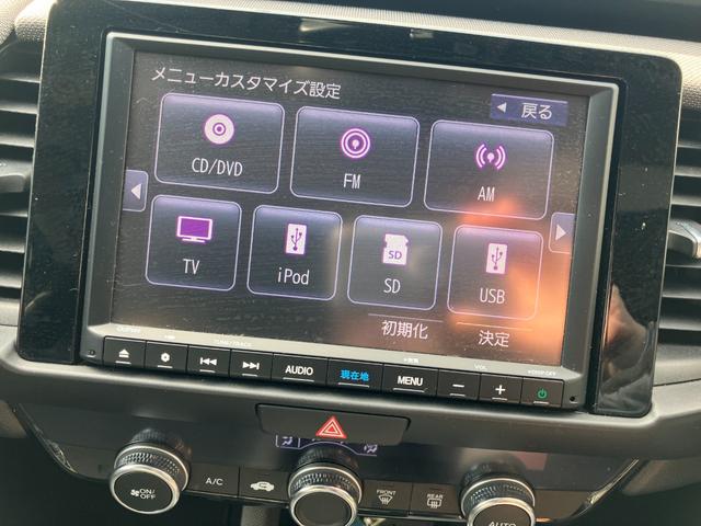 フィット ｅ：ＨＥＶクロスター　ホンダセンシング　ＬＥＤヘッドライト　衝突軽減ブレーキ　アダプティブクルーズ　ＥＴＣ　ドライブレコーダー　純正ナビゲーション　バックカメラ（4枚目）