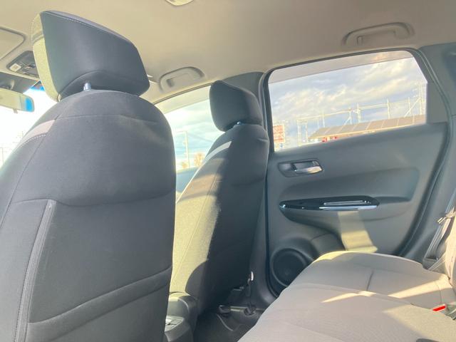 フィット ｅ：ＨＥＶクロスター　ホンダセンシング　ＬＥＤヘッドライト　衝突軽減ブレーキ　アダプティブクルーズ　ＥＴＣ　ドライブレコーダー　純正ナビゲーション　バックカメラ（22枚目）