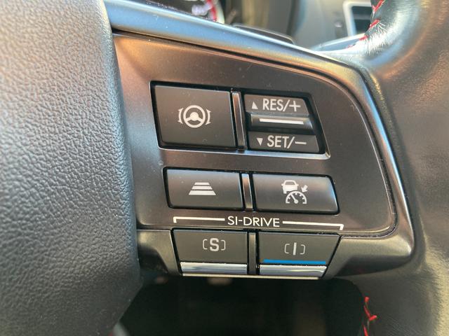 レヴォーグ １．６ＳＴＩスポーツアイサイト　ＬＥＤヘッドライト　レザーシート　アダプティブクルーズコントロール　アイサイト　純正ナビゲーション（8枚目）