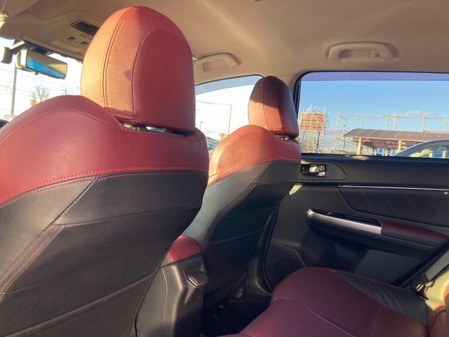 レヴォーグ １．６ＳＴＩスポーツアイサイト　ＬＥＤヘッドライト　レザーシート　アダプティブクルーズコントロール　アイサイト　純正ナビゲーション（27枚目）