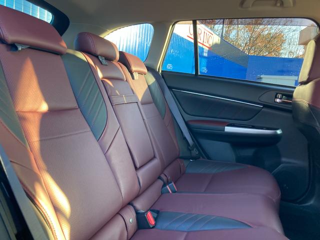 レヴォーグ １．６ＳＴＩスポーツアイサイト　ＬＥＤヘッドライト　レザーシート　アダプティブクルーズコントロール　アイサイト　純正ナビゲーション（33枚目）