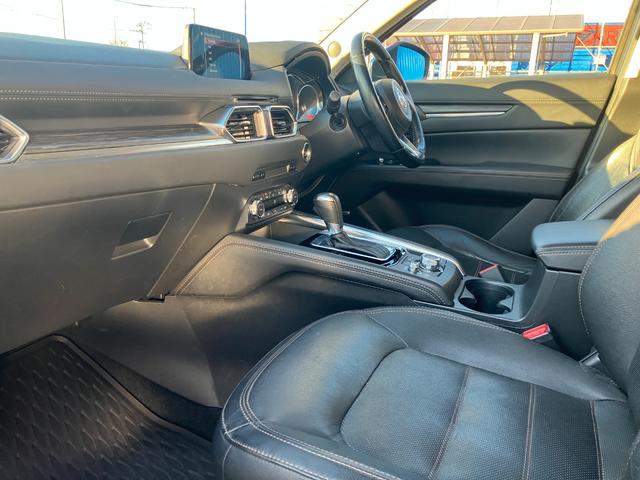 ＣＸ－５ ＸＤ　Ｌパッケージ　レーダークルーズコントロール　レザーシート　シートヒーター　ブラインドスポットモニター　レーンキーピング　ＨＵＤ　リアビューカメラ　電動リアゲート（20枚目）