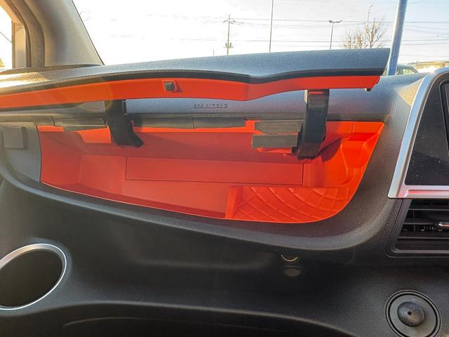 シエンタ ハイブリッドＧ　両側パワースライドドア　純正ナビ　Ｂｌｕｅｔｏｏｔｈ　フルセグ　バックカメラ　ＥＴＣ　スマートキー　プッシュスタート（6枚目）