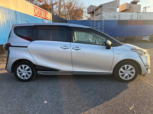 シエンタ ハイブリッドＧ　両側パワースライドドア　純正ナビ　Ｂｌｕｅｔｏｏｔｈ　フルセグ　バックカメラ　ＥＴＣ　スマートキー　プッシュスタート（14枚目）