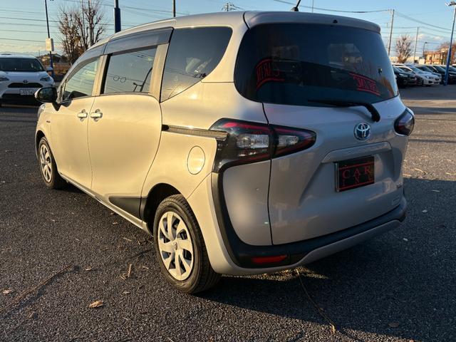 シエンタ ハイブリッドＧ　両側パワースライドドア　純正ナビ　Ｂｌｕｅｔｏｏｔｈ　フルセグ　バックカメラ　ＥＴＣ　スマートキー　プッシュスタート（17枚目）