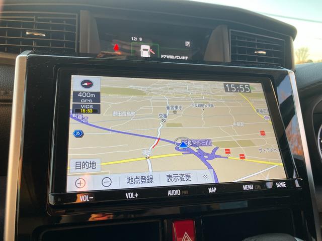 タンク カスタムＧ　両側パワースライドドア　セーフティセンス　クルーズコントロール　シートヒーター　ＬＥＤヘッドライト　純正ナビゲーション　バックカメラ（3枚目）