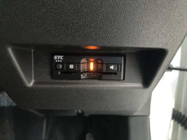 ジムニー ＸＣ　５ＭＴ　純正ナビ　Ｂｌｕｅｔｏｏｔｈ　フルセグ　バックカメラ　社外マフラー　衝突被害軽減ブレーキ　レーンキープアシスト　シートヒーター　ＬＥＤオートライト　純正１６ＡＷ（12枚目）