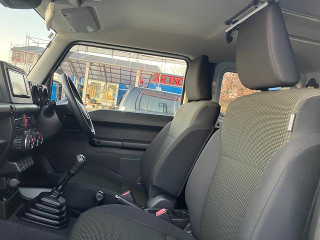 ジムニー ＸＣ　５ＭＴ　純正ナビ　Ｂｌｕｅｔｏｏｔｈ　フルセグ　バックカメラ　社外マフラー　衝突被害軽減ブレーキ　レーンキープアシスト　シートヒーター　ＬＥＤオートライト　純正１６ＡＷ（23枚目）