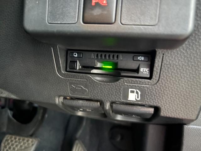 タンク カスタムＧ　両側パワースライドドア　スマートアシスト　パノラミックビューモニター　シートヒーター　ＥＴＣ　ＳＤナビゲーション　バックカメラ（41枚目）