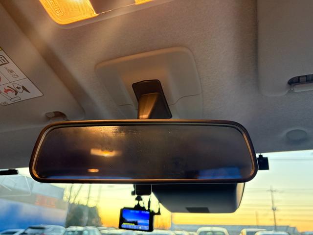 タンク カスタムＧ　両側パワースライドドア　スマートアシスト　パノラミックビューモニター　シートヒーター　ＥＴＣ　ＳＤナビゲーション　バックカメラ（42枚目）