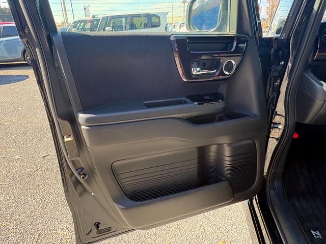 Ｎ－ＢＯＸカスタム Ｌ　コーディネートスタイル　ワンオーナー　ホンダセンシング　両側パワースライドドア　純正ナビ　バックカメラ　Ｂｌｕｅｔｏｏｔｈ　アダプティブクルーズコントロール　ＬＥＤライト　コーナーセンサー　レーンキープ　オートハイビーム（31枚目）