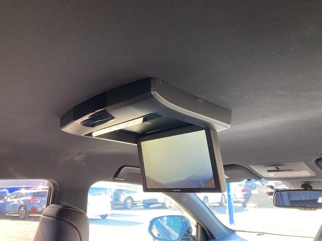 ハリアー プレミアム　アルパイン９インチナビ　レーダークルーズコントロール　ＬＥＤヘッドライト　フリップダウンモニター　ハーフレザーシート　バックカメラ　セーフティセンス（10枚目）