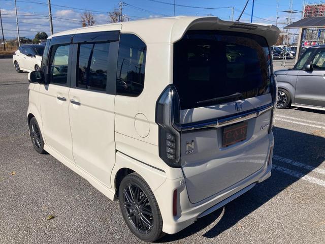 Ｎ－ＢＯＸカスタム Ｇ・Ｌターボホンダセンシング　衝突軽減ブレーキ　両側パワースライドドア　社外ナビ　バックカメラ　アダプティブクルーズコントロール　Ｂｌｕｅｔｏｏｔｈ　フルセグ　ＬＥＤヘッドライト　レーンキープ　オートハイビーム　ＥＴＣ（16枚目）