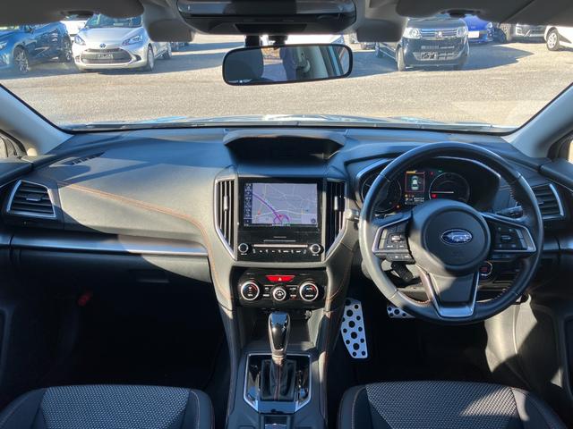 ＸＶ ２．０ｅ－Ｓ　アイサイト　レーダークルーズコントロール　純正ナビゲーション　衝突軽減ブレーキ　ＬＥＤヘッドライト　レーンアシスト　１８インチＡＷ（2枚目）