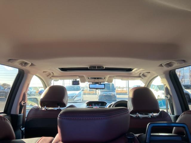 レヴォーグ １．６ＳＴＩスポーツアイサイト　サンルーフ　純正ナビ　Ｂｌｕｅｔｏｏｔｈ　フルセグ　バック、サイドカメラ　ＥＴＣ　レザーシート　シートヒーター　アダプティブクルーズコントロール　ＳＴＩエアロ　パワーシート　アイドリングストップ（32枚目）