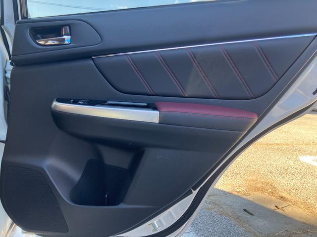 レヴォーグ １．６ＳＴＩスポーツアイサイト　サンルーフ　純正ナビ　Ｂｌｕｅｔｏｏｔｈ　フルセグ　バック、サイドカメラ　ＥＴＣ　レザーシート　シートヒーター　アダプティブクルーズコントロール　ＳＴＩエアロ　パワーシート　アイドリングストップ（33枚目）