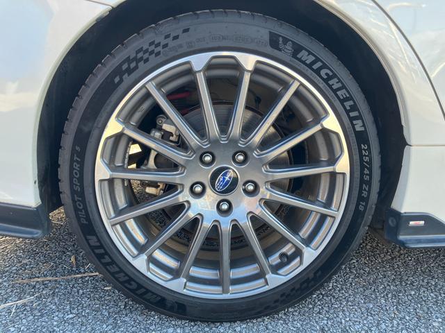 レヴォーグ １．６ＳＴＩスポーツアイサイト　サンルーフ　純正ナビ　Ｂｌｕｅｔｏｏｔｈ　フルセグ　バック、サイドカメラ　ＥＴＣ　レザーシート　シートヒーター　アダプティブクルーズコントロール　ＳＴＩエアロ　パワーシート　アイドリングストップ（69枚目）