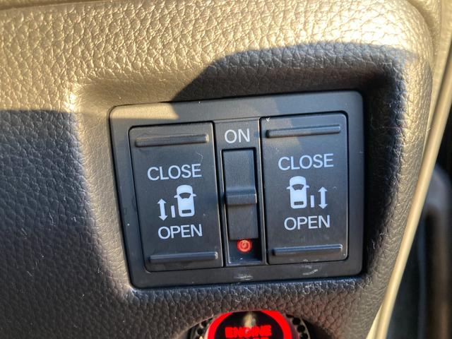 Ｎ－ＢＯＸカスタム Ｌターボ　スタイル＋ブラック　ホンダセンシング　両側パワースライドドア　純正ナビ　バックカメラ　シートヒーター　アダプティブクルーズコントロール　コーナーセンサー　レーンキープ　ＬＥＤヘッドライト　オートハイビーム　パドルシフト（6枚目）